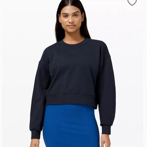 Lululemon Black Perfectly oversized Cropped Crew NWT Size 6